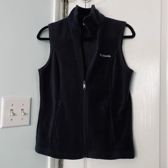 Columbia bundle, vest and beanie - Picture 2 of 12